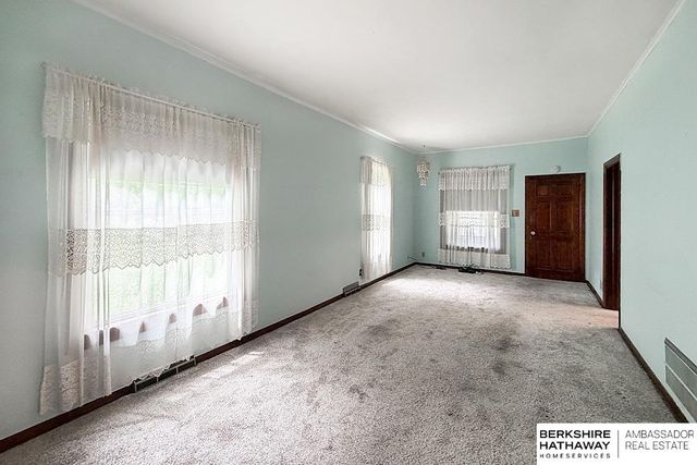 323 Benton Street, Council Bluffs, IA 51503