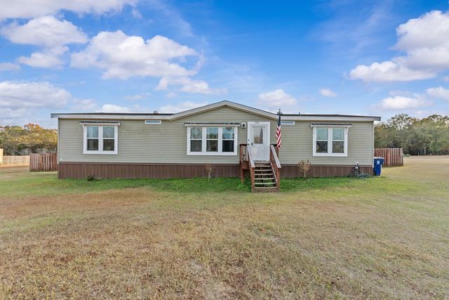 200 Apricot Drive, Headland, AL 36345