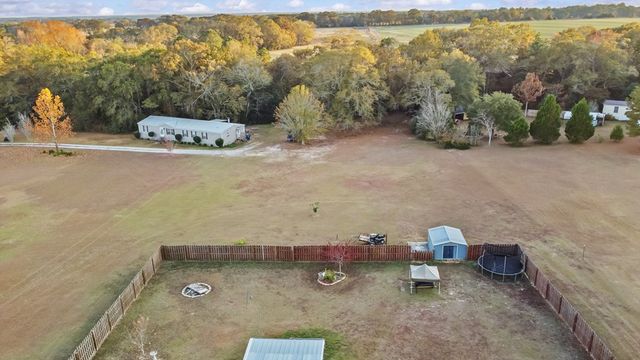 200 Apricot Drive, Headland, AL 36345