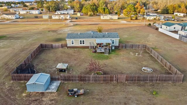 200 Apricot Drive, Headland, AL 36345