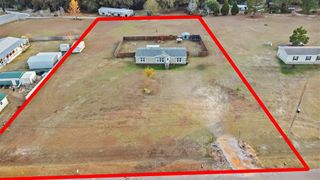 200 Apricot Drive, Headland, AL 36345