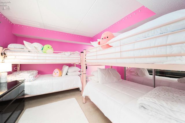 42 Marina Point Drive, Sandusky, OH 44870