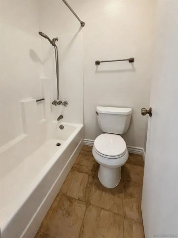4065 Porte La Paz 155, San Diego, CA 92122