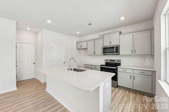 470 Janie Circle, Newton, NC 28658