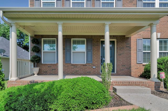 2913 Cherrybark Ct, Hermitage, TN 37076