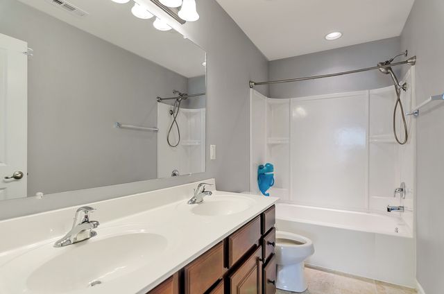 2913 Cherrybark Ct, Hermitage, TN 37076