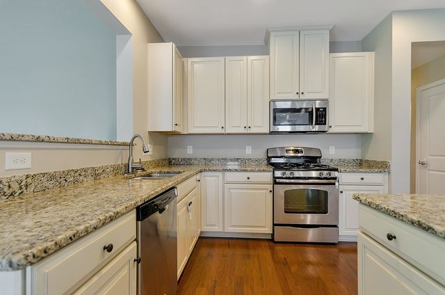 2913 Cherrybark Ct, Hermitage, TN 37076