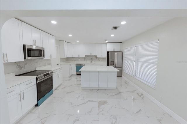 4946 DR MARTIN LUTHER KING JR STREET S, St Petersburg, FL 33705
