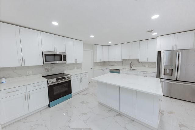 4946 DR MARTIN LUTHER KING JR STREET S, St Petersburg, FL 33705