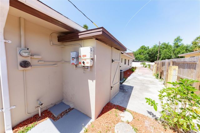 4946 DR MARTIN LUTHER KING JR STREET S, St Petersburg, FL 33705