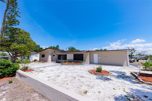 4946 DR MARTIN LUTHER KING JR STREET S, St Petersburg, FL 33705