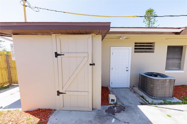 4946 DR MARTIN LUTHER KING JR STREET S, St Petersburg, FL 33705