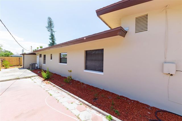 4946 DR MARTIN LUTHER KING JR STREET S, St Petersburg, FL 33705
