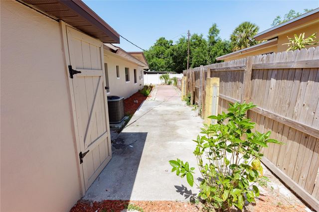 4946 DR MARTIN LUTHER KING JR STREET S, St Petersburg, FL 33705