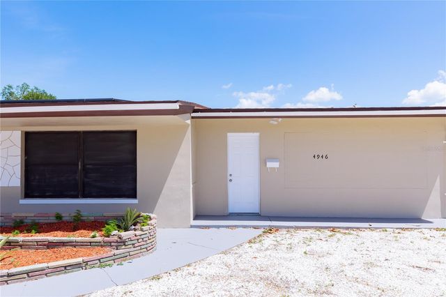 4946 DR MARTIN LUTHER KING JR STREET S, St Petersburg, FL 33705