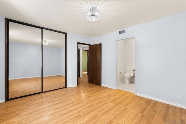 11518 205th St, Lakewood, CA 90715