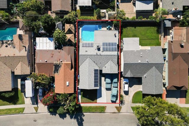 11518 205th St, Lakewood, CA 90715