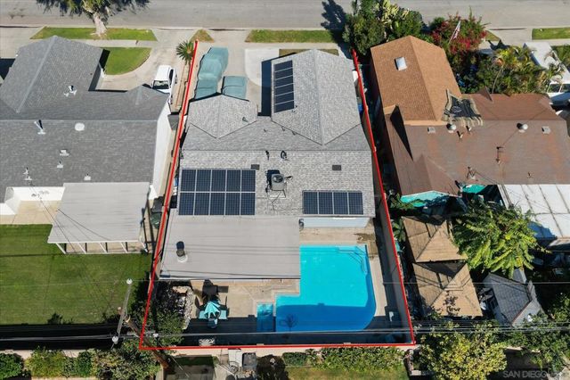 11518 205th St, Lakewood, CA 90715