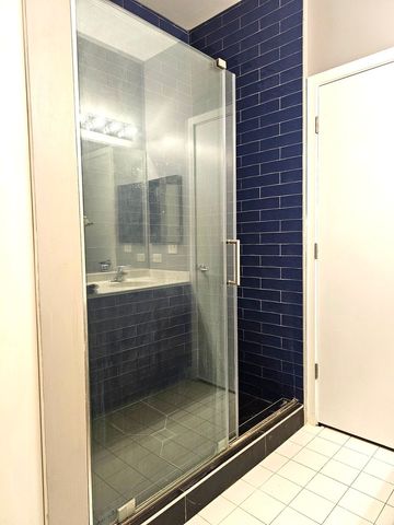 2323 W Pershing Road 230, Chicago, IL 60609