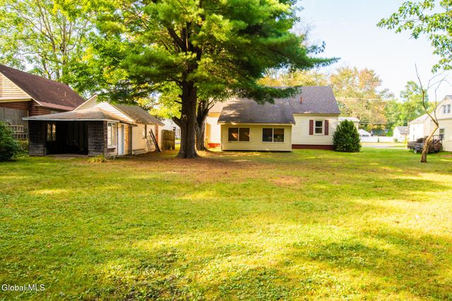 79 Boulevard, Queensbury, NY 12804