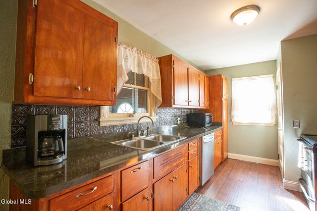 79 Boulevard, Queensbury, NY 12804