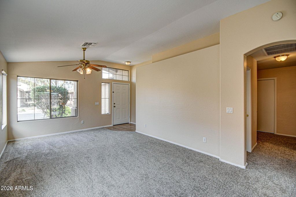 31111 N Claridge Circle, San Tan Valley, AZ 85143 — photo 5