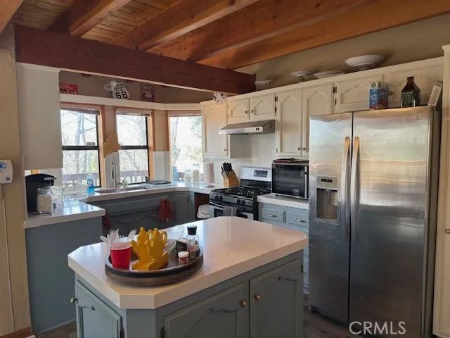 33466 Angeles, Green Valley Lake, CA 92341