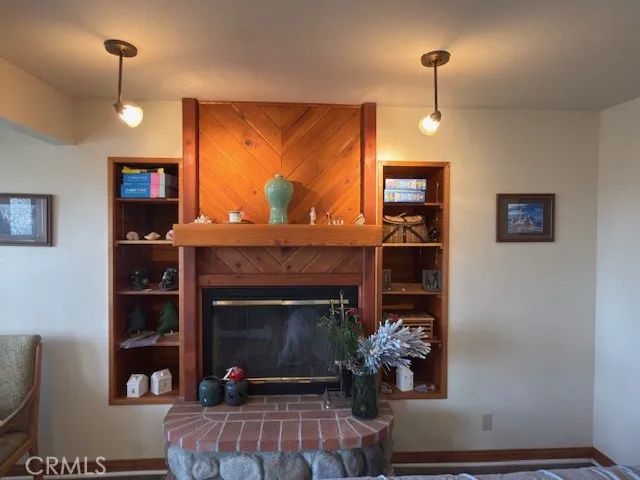 33466 Angeles, Green Valley Lake, CA 92341