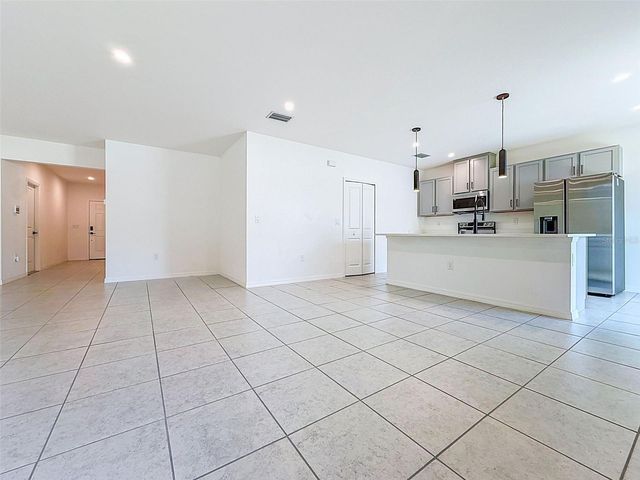 805 WHISPERING PINES ROAD, Cape Coral, FL 33993