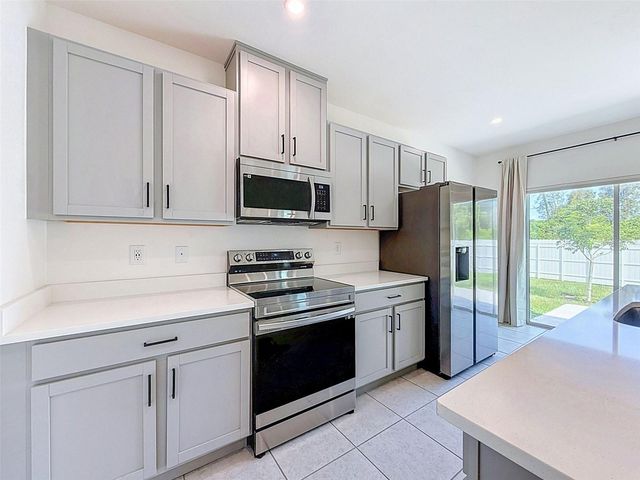 805 WHISPERING PINES ROAD, Cape Coral, FL 33993