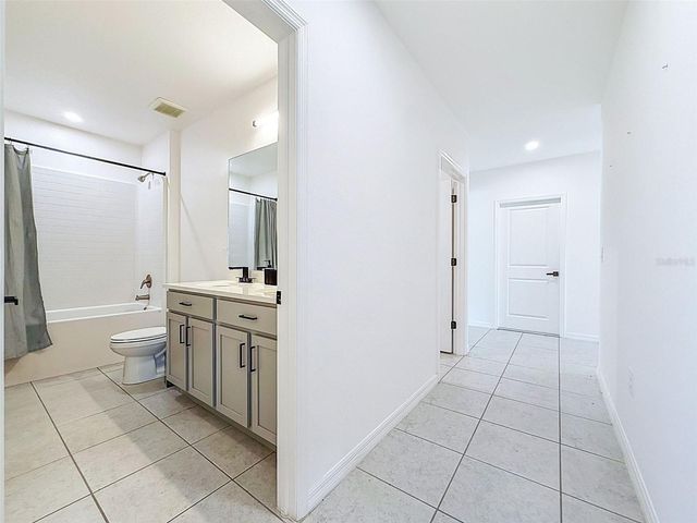 805 WHISPERING PINES ROAD, Cape Coral, FL 33993