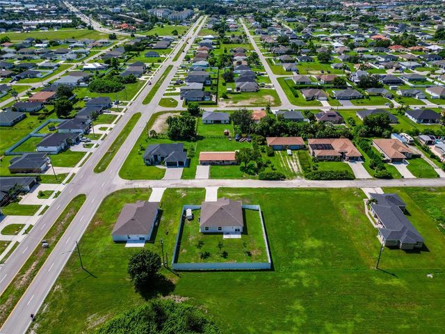 805 WHISPERING PINES ROAD, Cape Coral, FL 33993