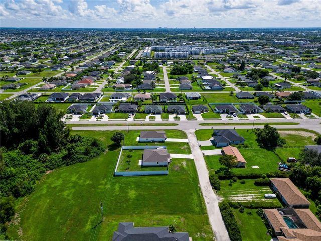 805 WHISPERING PINES ROAD, Cape Coral, FL 33993