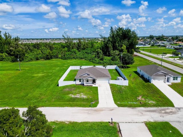 805 WHISPERING PINES ROAD, Cape Coral, FL 33993