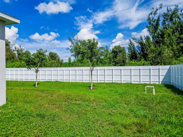 805 WHISPERING PINES ROAD, Cape Coral, FL 33993
