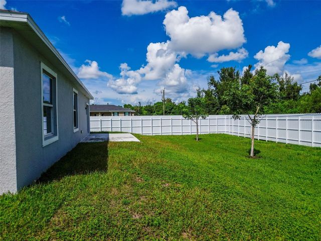 805 WHISPERING PINES ROAD, Cape Coral, FL 33993