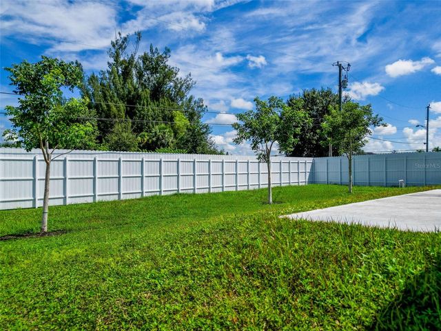 805 WHISPERING PINES ROAD, Cape Coral, FL 33993