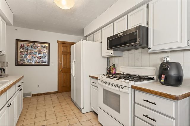 213 Ransford Avenue, Irondequoit, NY 14622
