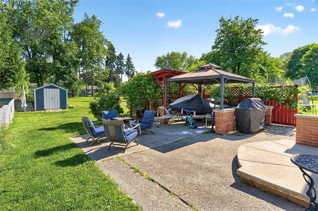 213 Ransford Avenue, Irondequoit, NY 14622