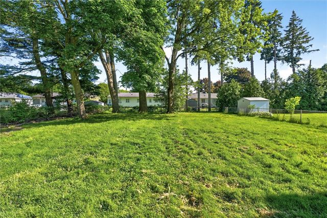 213 Ransford Avenue, Irondequoit, NY 14622