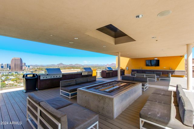 200 W PORTLAND Street 511, Phoenix, AZ 85003