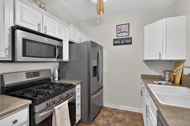 1980 Copper Wynd Court, Pleasant Hill, IA 50327