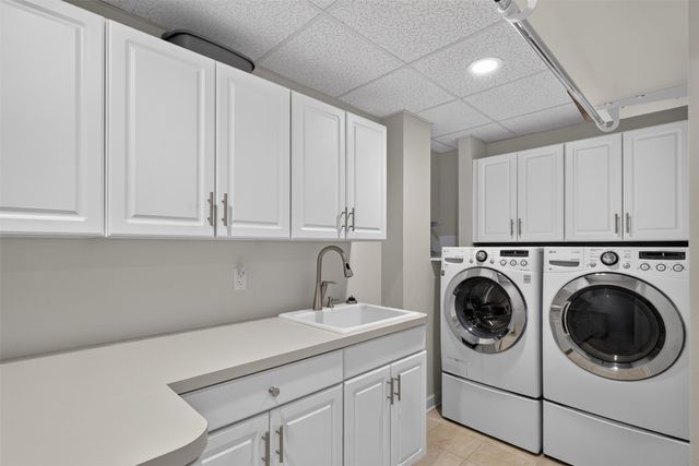 1980 Copper Wynd Court, Pleasant Hill, IA 50327