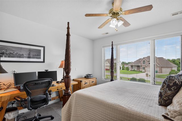 1980 Copper Wynd Court, Pleasant Hill, IA 50327