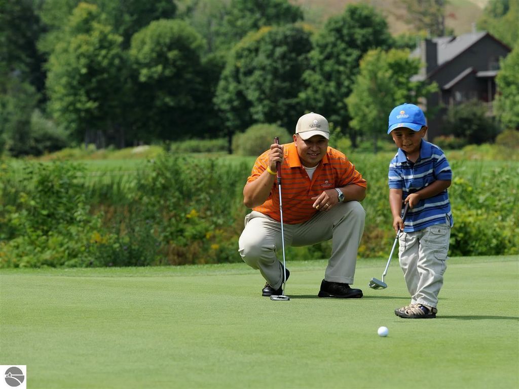 Image 13 of property listing at 12400-Unit 346 Crystal Mountain Drive # 346, Thompsonville, MI 49683