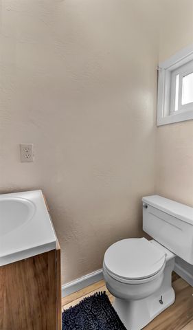 320 Acacia St, Lodi, CA 95240