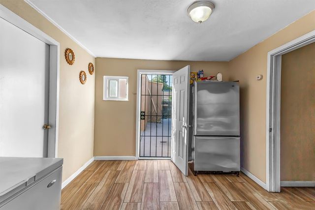 320 Acacia St, Lodi, CA 95240