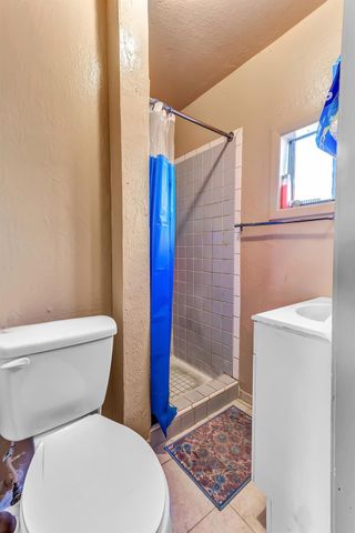 320 Acacia St, Lodi, CA 95240