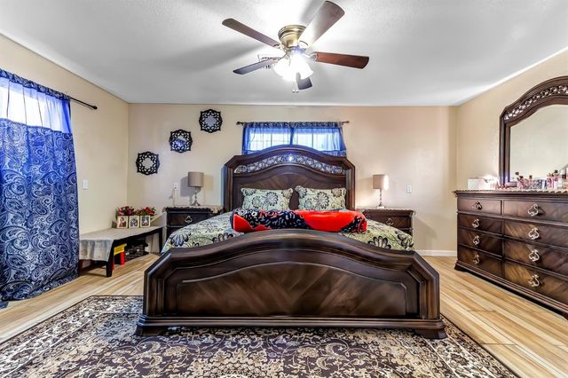 320 Acacia St, Lodi, CA 95240