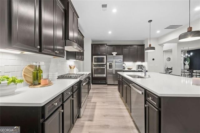 140 Marchmont Drive, Locust Grove, GA 30248